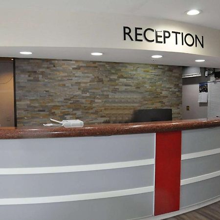 Hotel Ramada By Wyndham Abbotsford Exteriér fotografie
