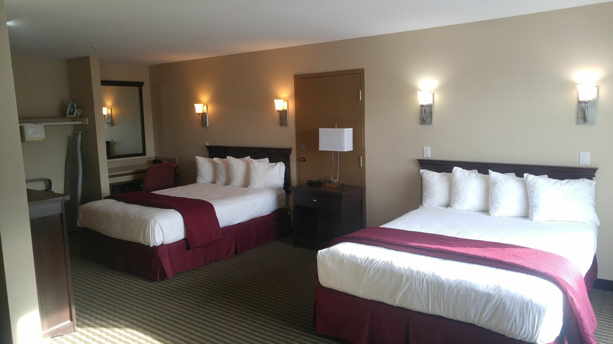 Hotel Ramada By Wyndham Abbotsford Exteriér fotografie
