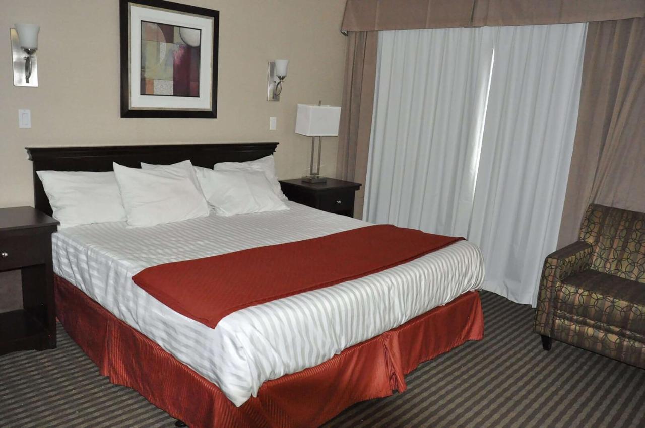 Hotel Ramada By Wyndham Abbotsford Exteriér fotografie